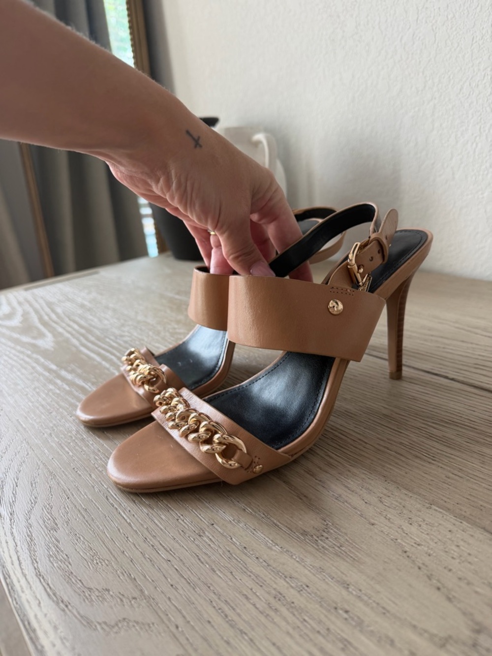 Coach Tan Leather Slingback Heels with Gold Chain Accent